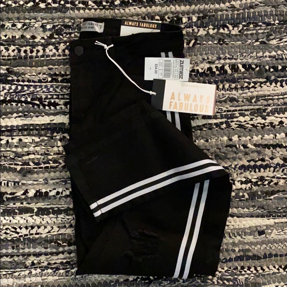 Almost Famous Mid Rise Skinny Black Jean